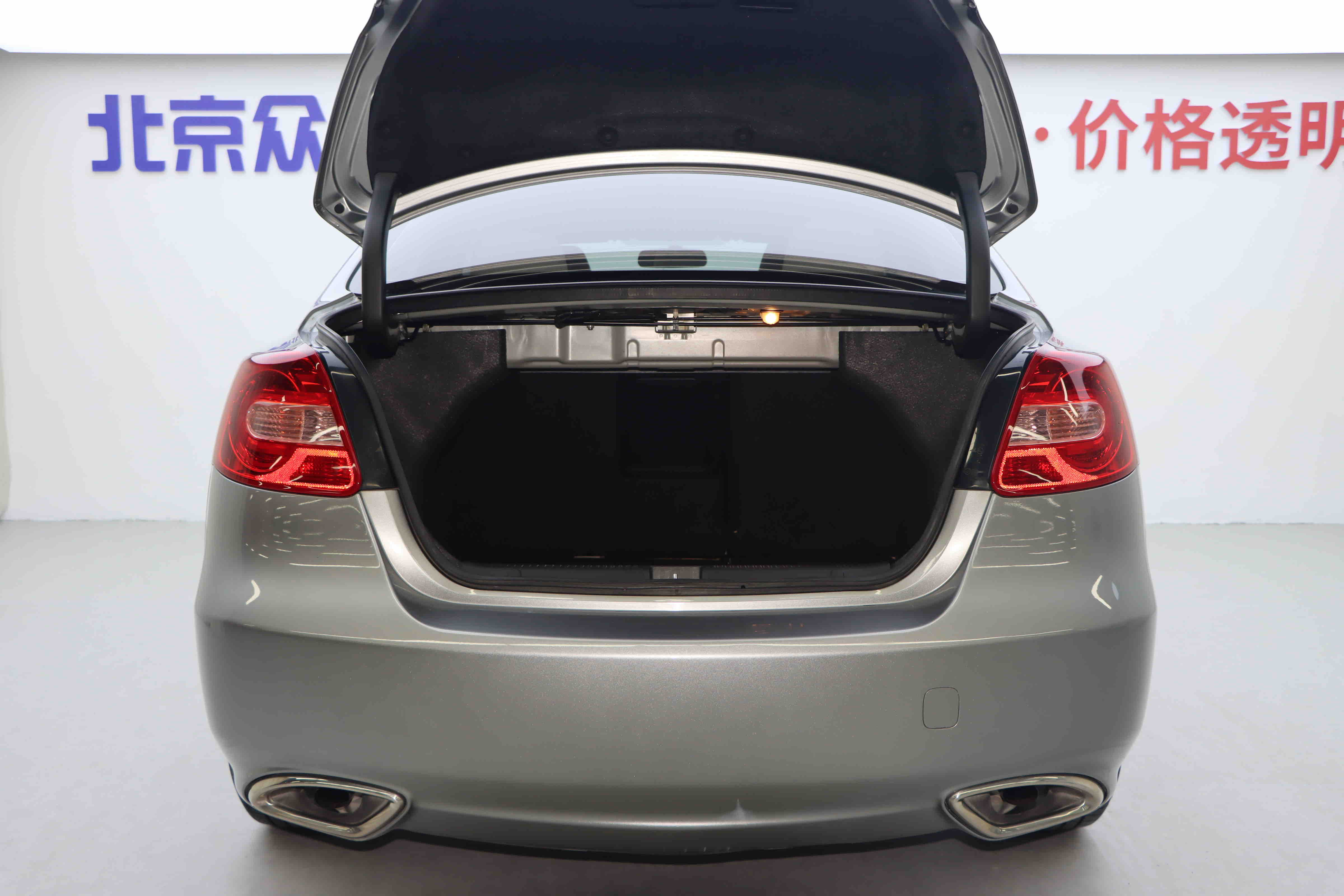 Suzuki 2013 car image #17