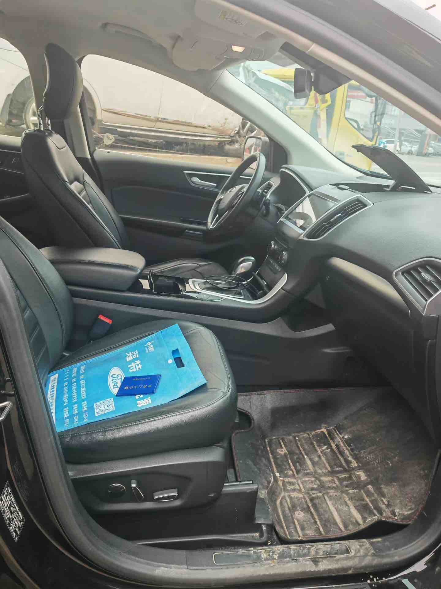 Ford Edge 2018 изображение автомобиля #3