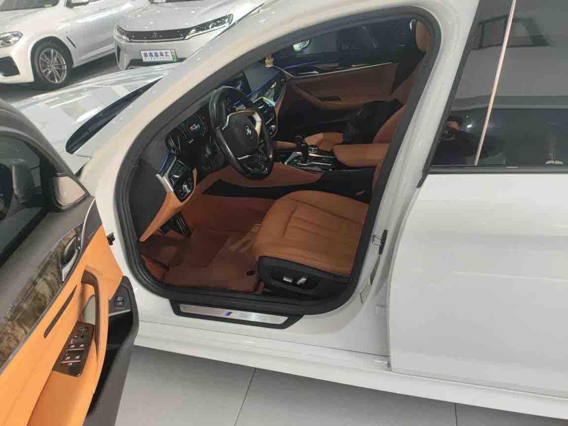 BMW 5 Series 2017 car image #3