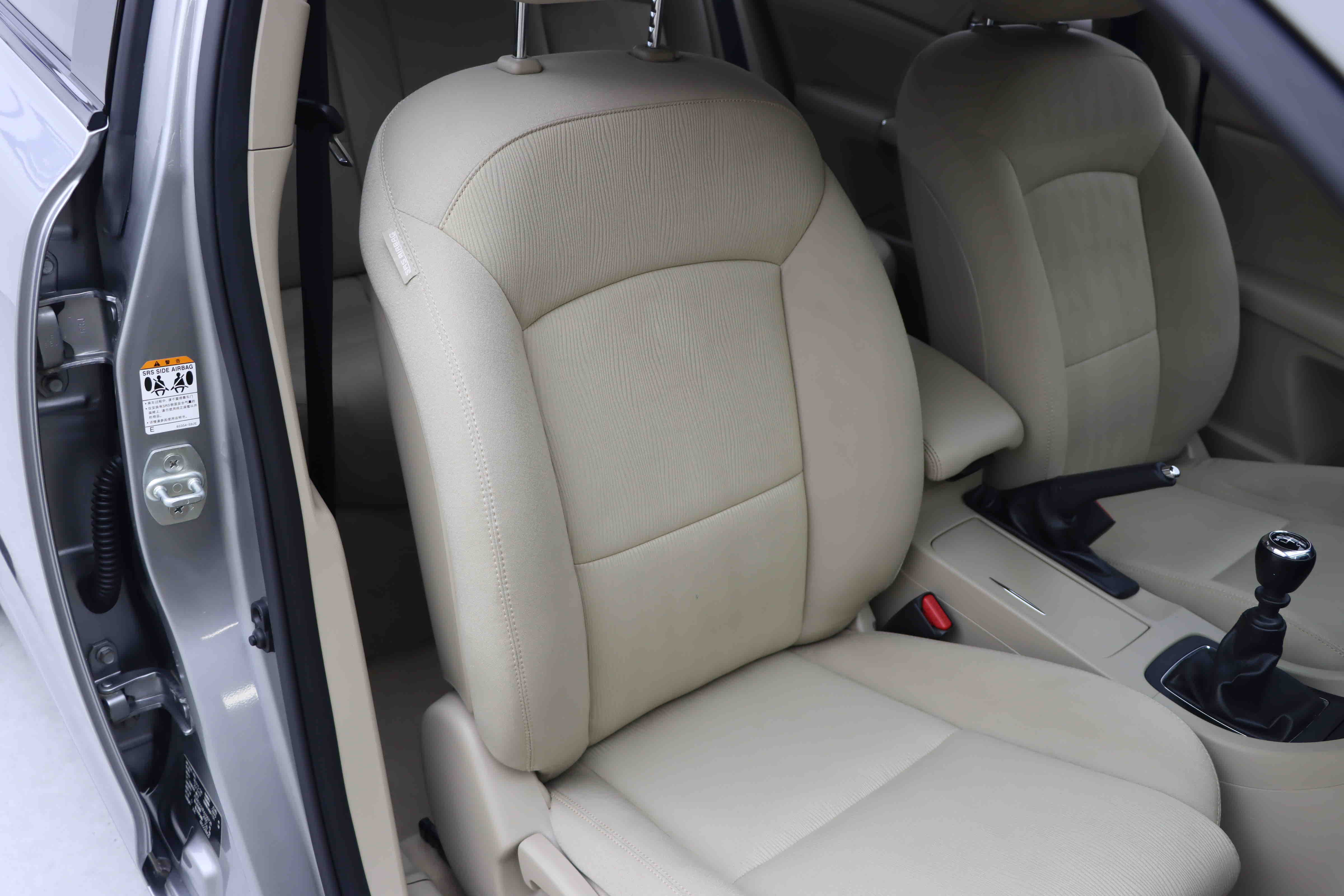 Suzuki 2013 car image #8