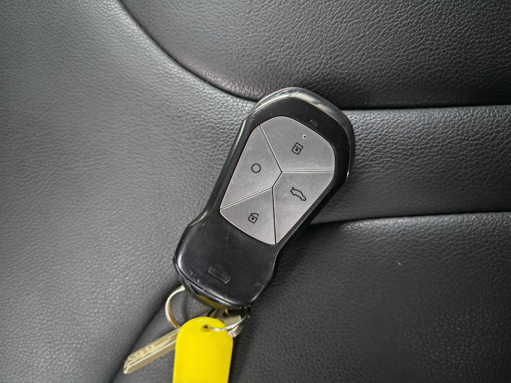 小鹏 小鹏G3 2023 汽车图片 #17