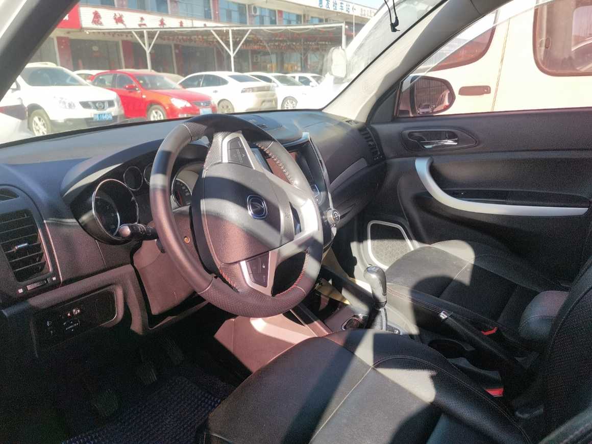 Changan CS35 2015 car image #4