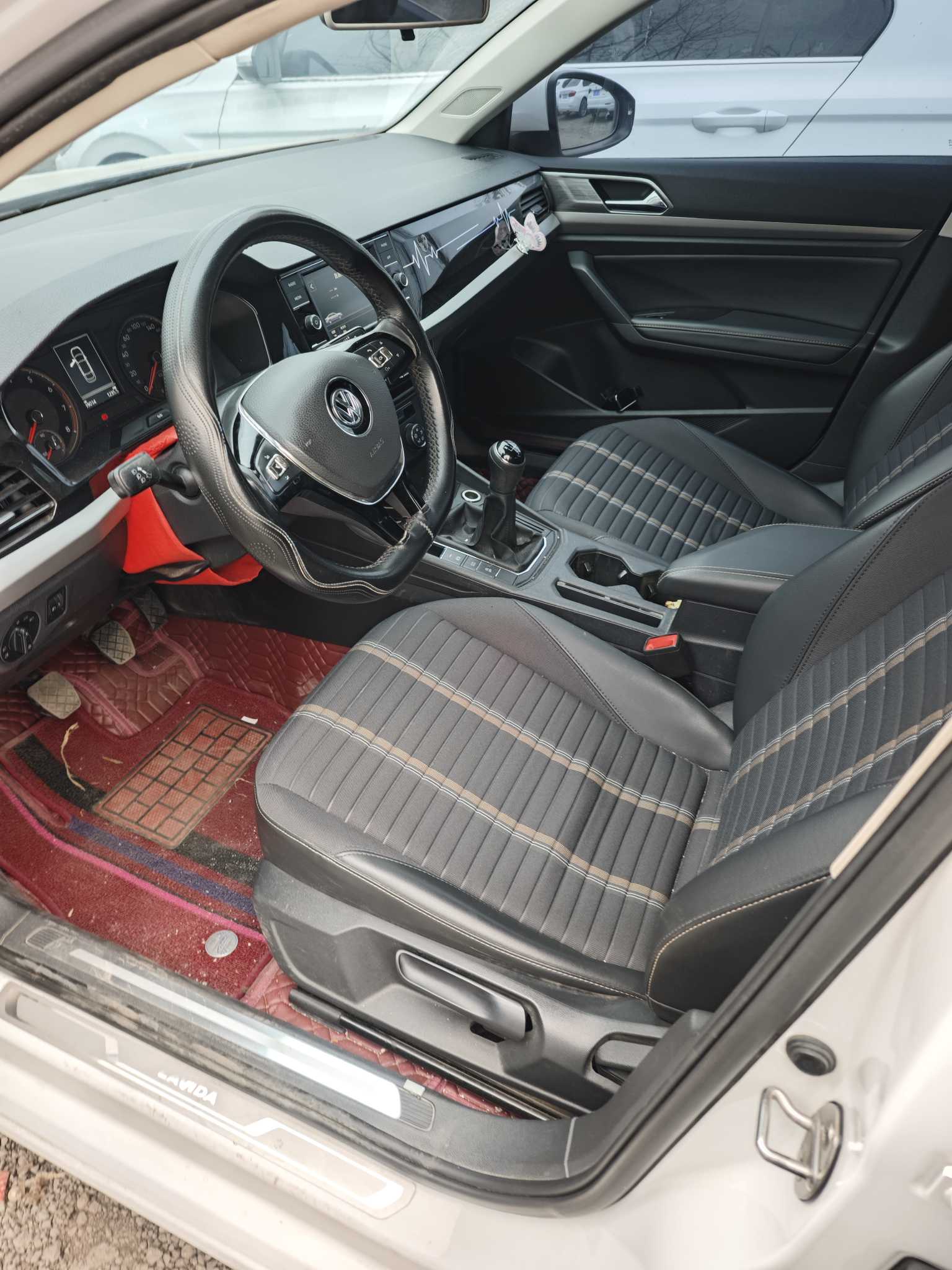Volkswagen Lavida 2019 #3 Volkswagen Lavida 2019 car image #3