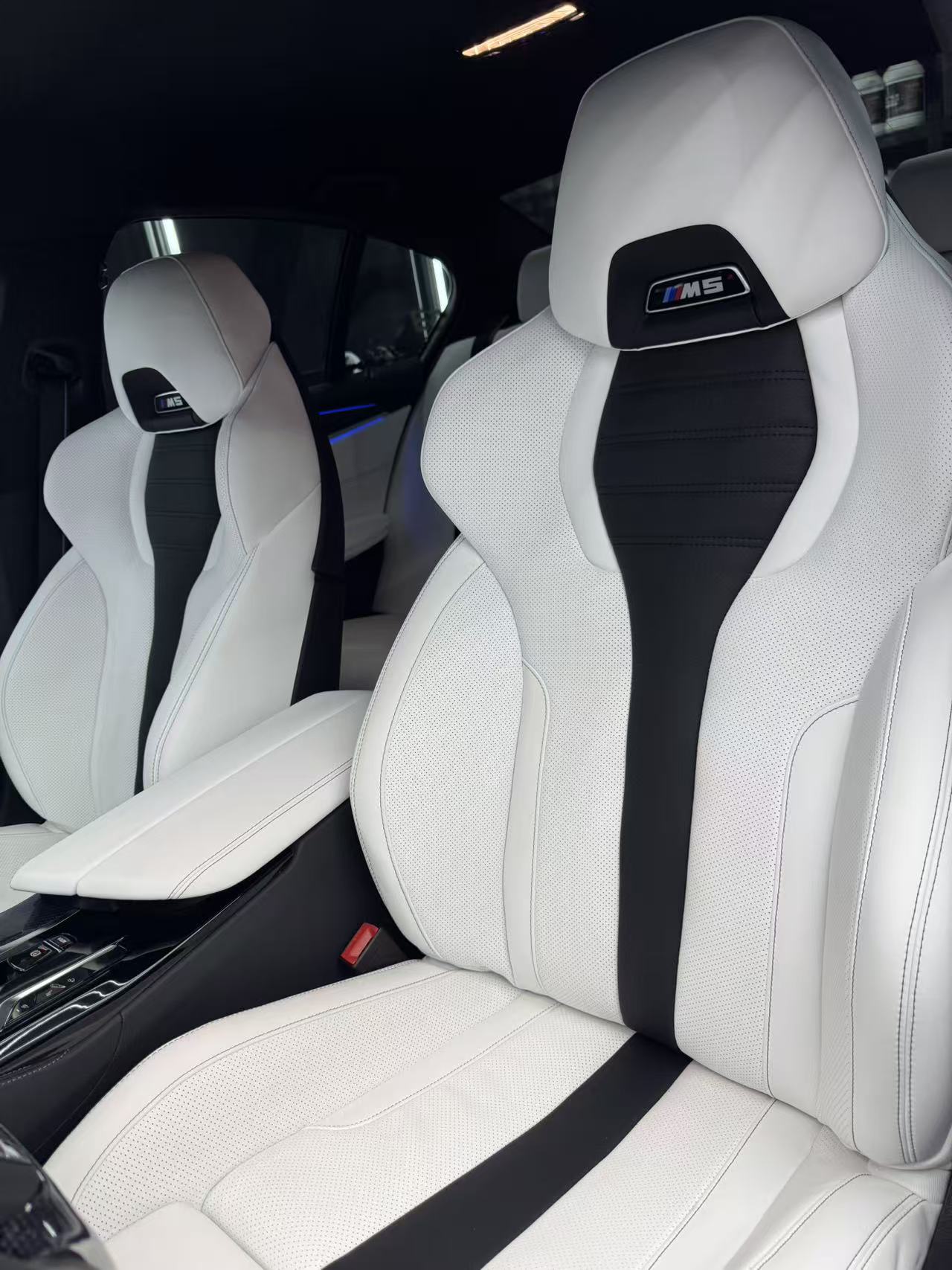 BMW M5 2021 #4 BMW M5 2021 car image #4