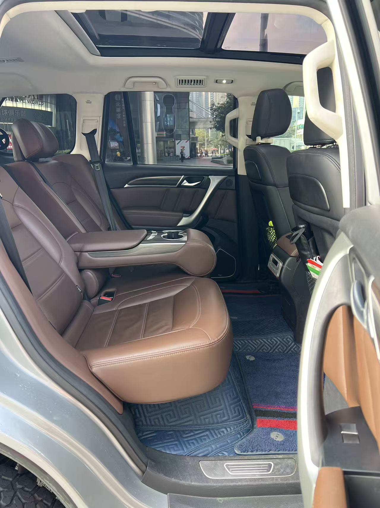 Haval H9 2018 car image #12