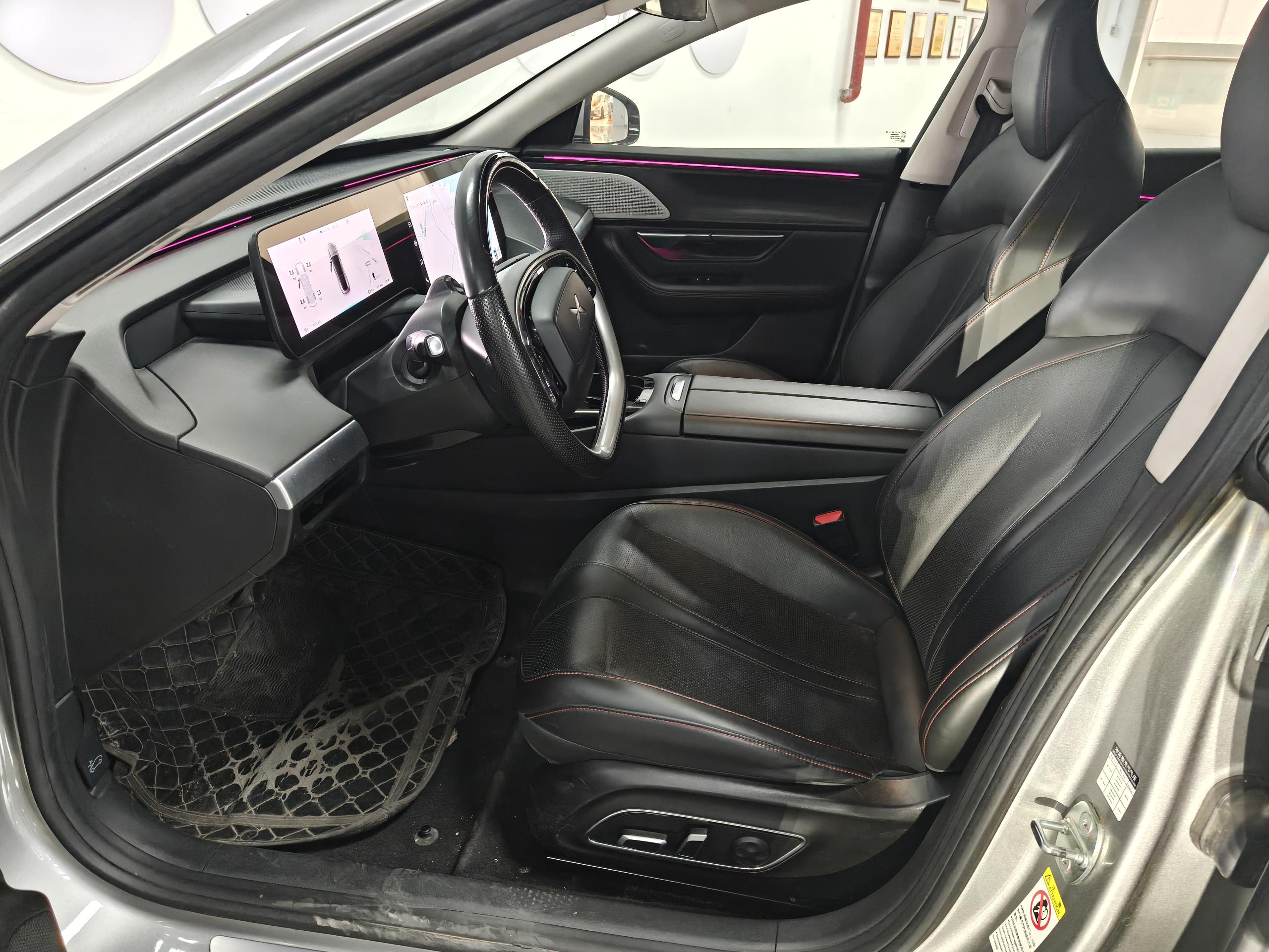 Xpeng P7 2023 صورة سيارة #14