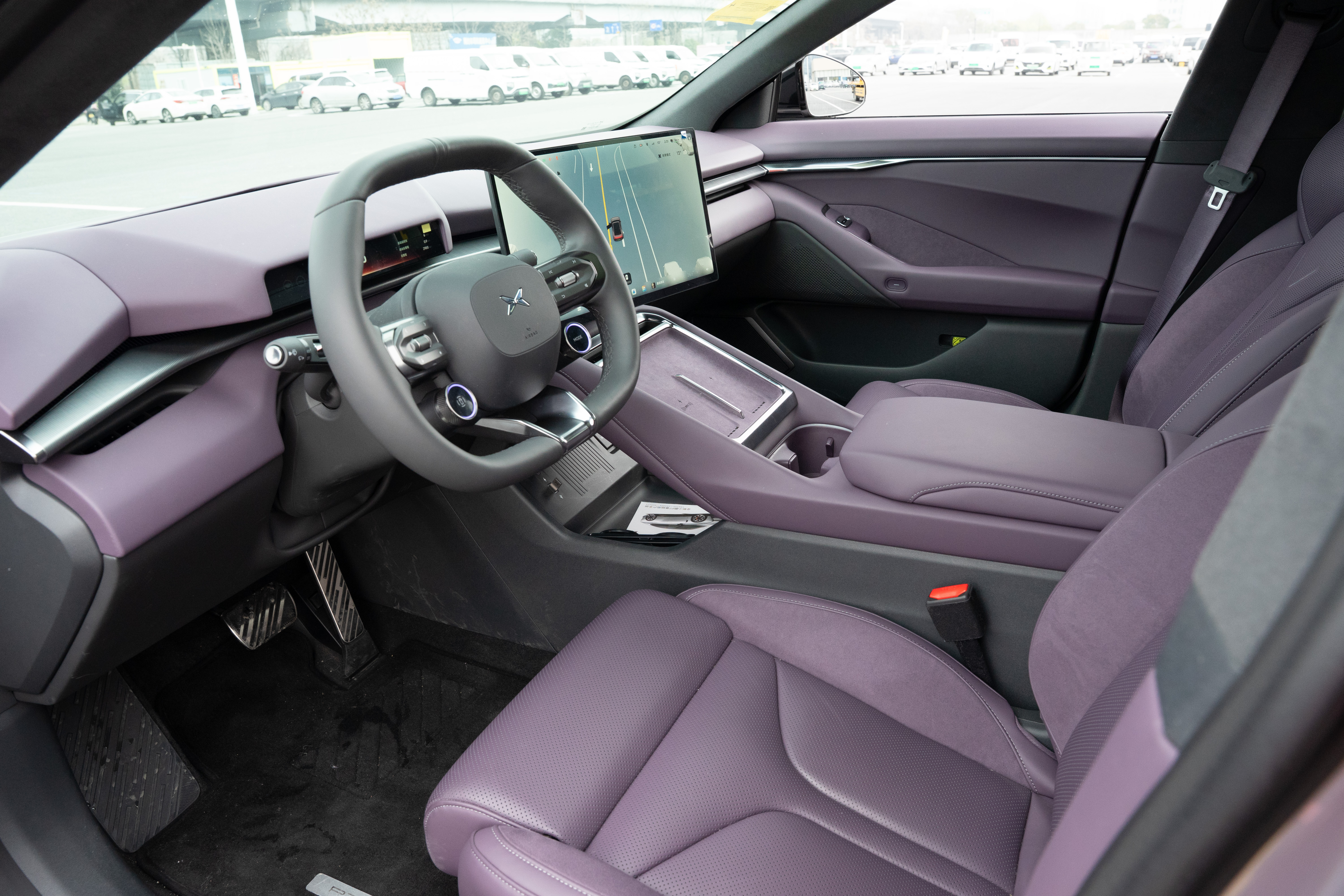 Xpeng P7 2025 صورة سيارة #9