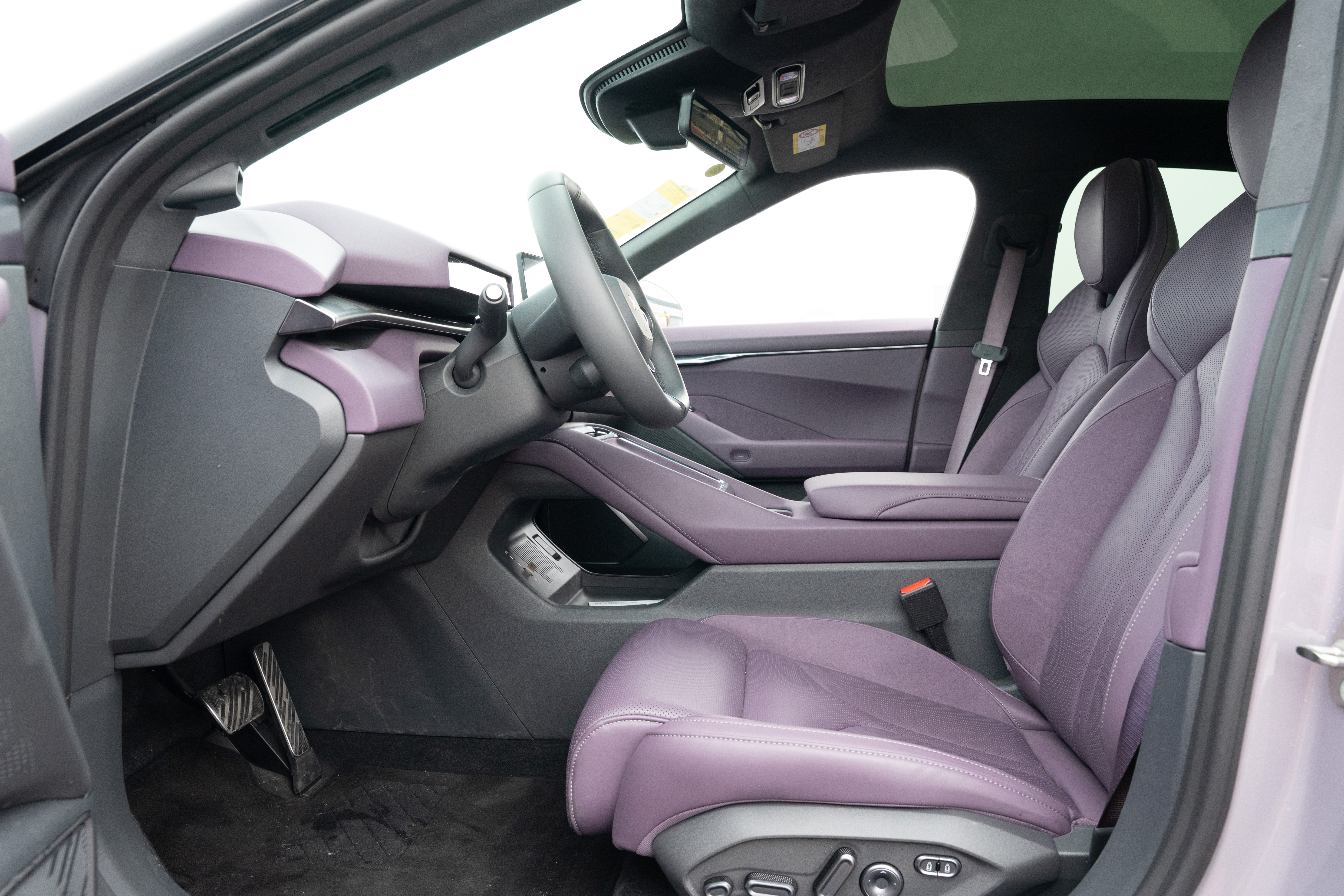 Xpeng P7 2025 صورة سيارة #10