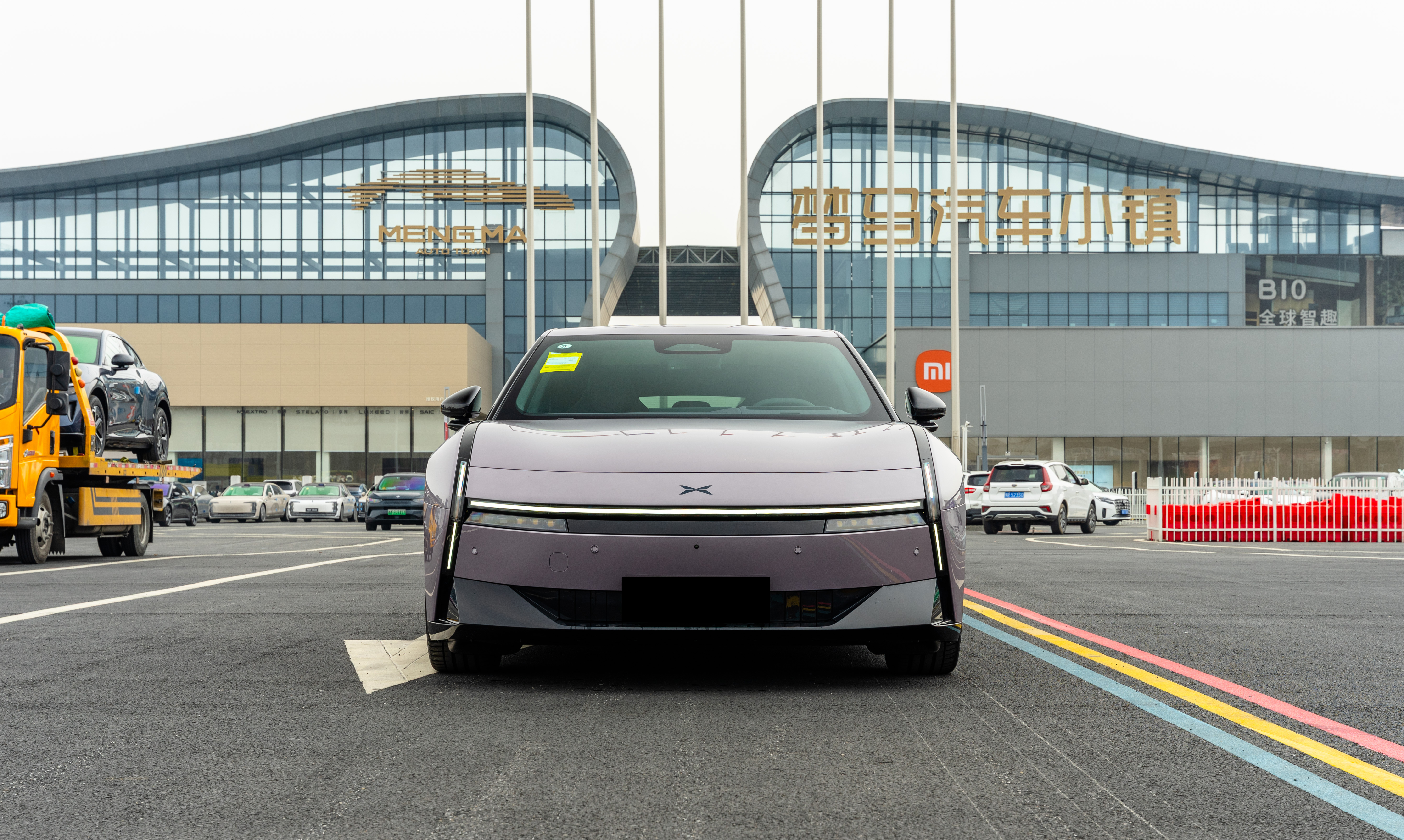 Xpeng P7 2025 صورة سيارة #2