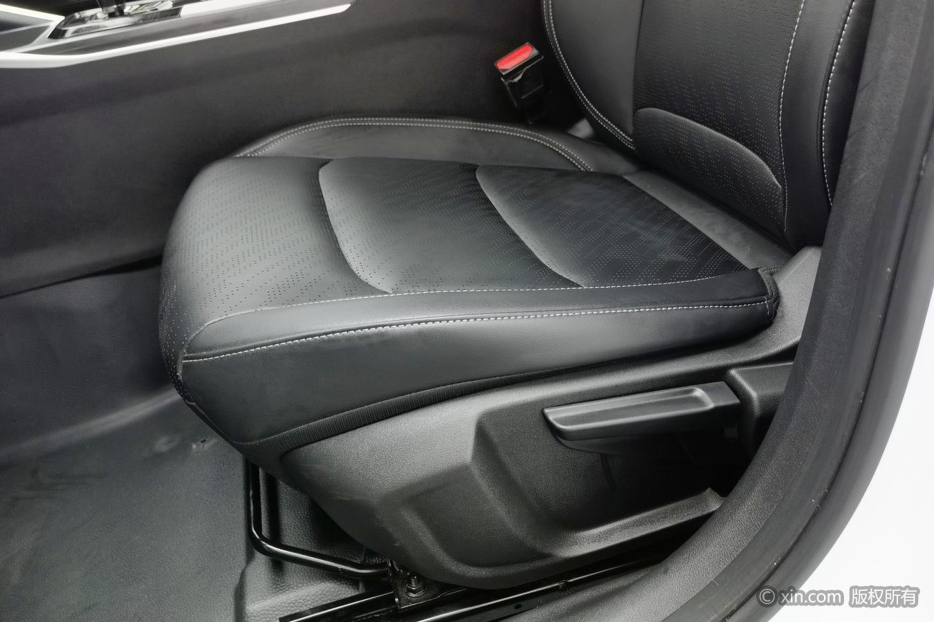 GEELY Emgrand 2024 #21 GEELY Emgrand 2024 imagem de carro #21