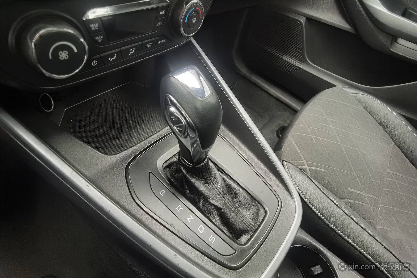 Ford Escort 2020 #14 Ford Escort 2020 image de voiture #14