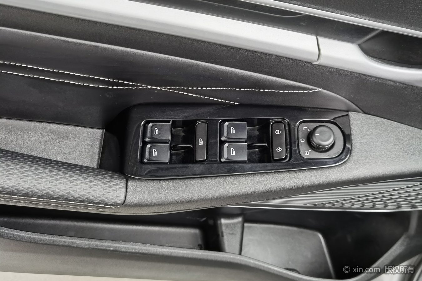 GEELY Emgrand 2023 car image #9
