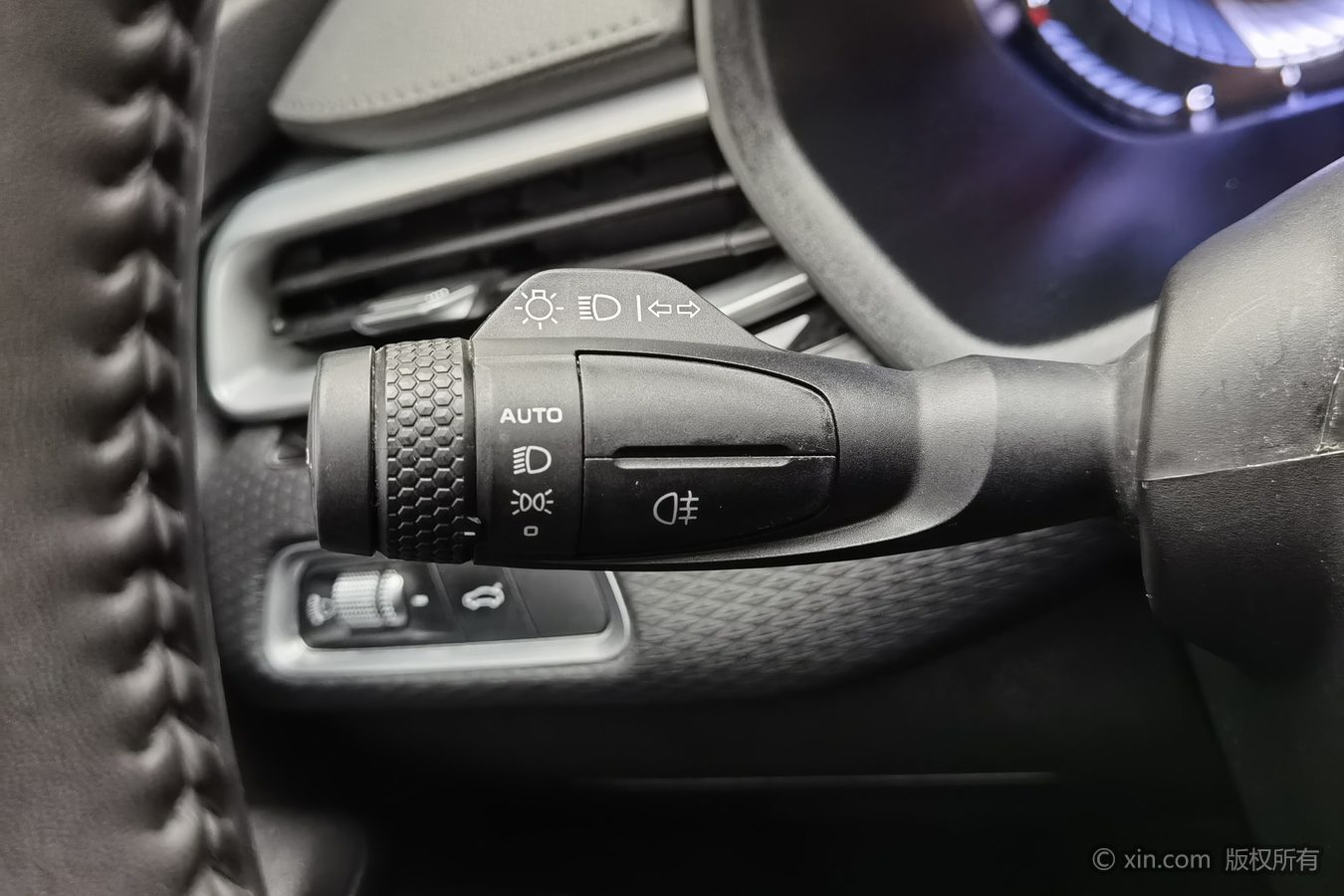 GEELY Emgrand 2023 car image #22