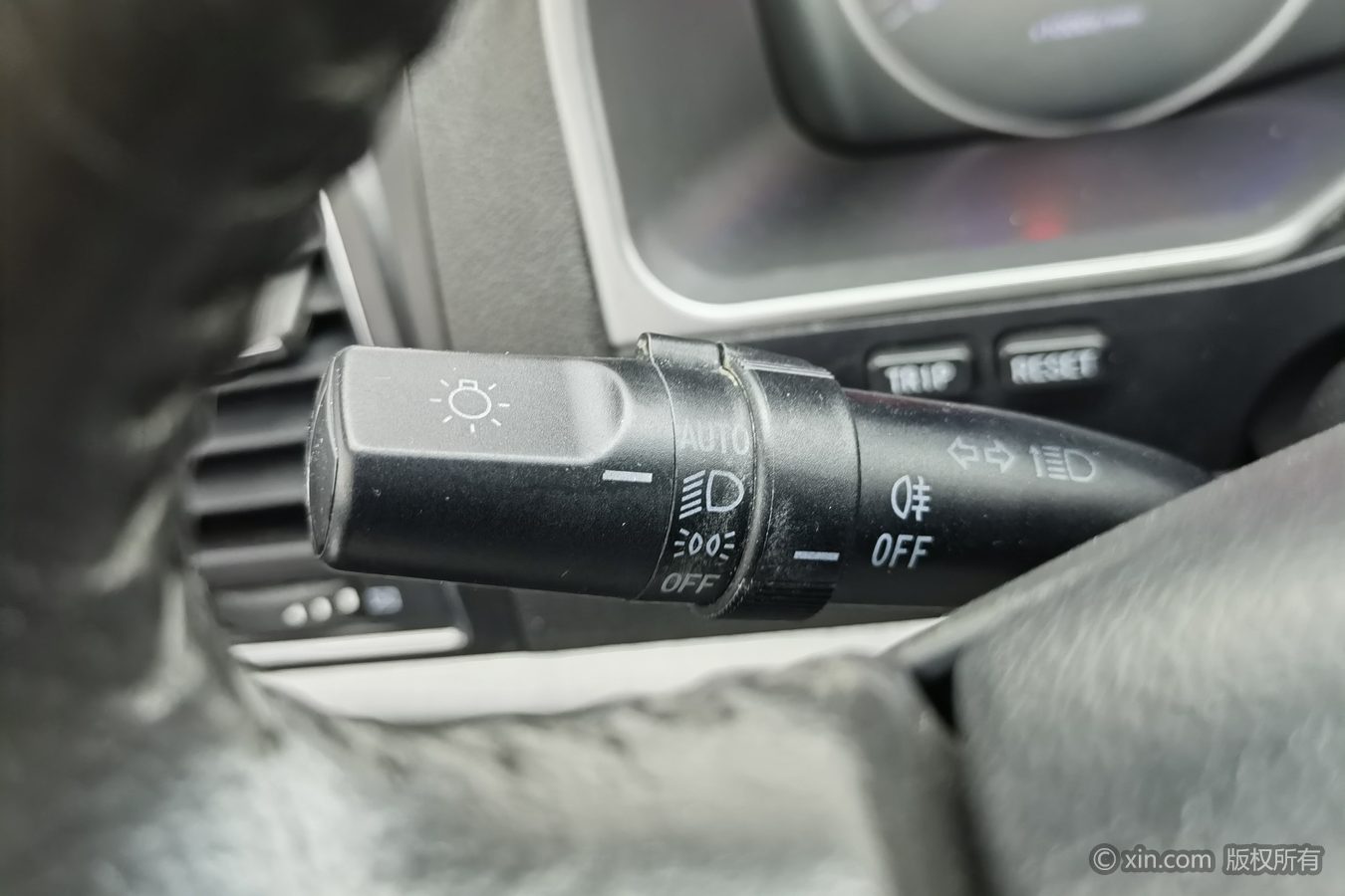 GEELY Emgrand 2016 car image #22