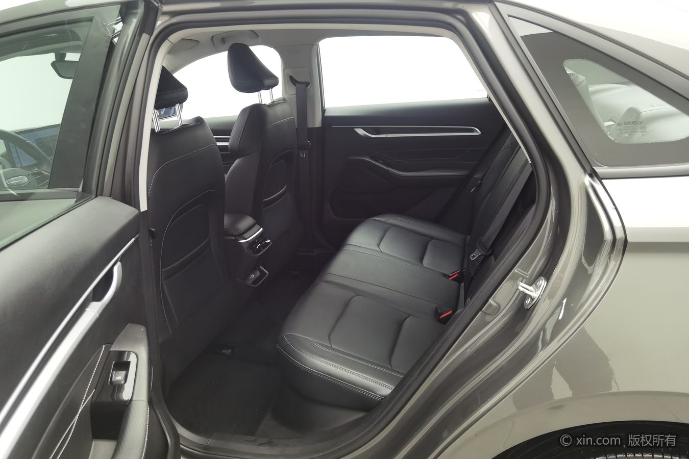 GEELY Emgrand 2025 صورة سيارة #16