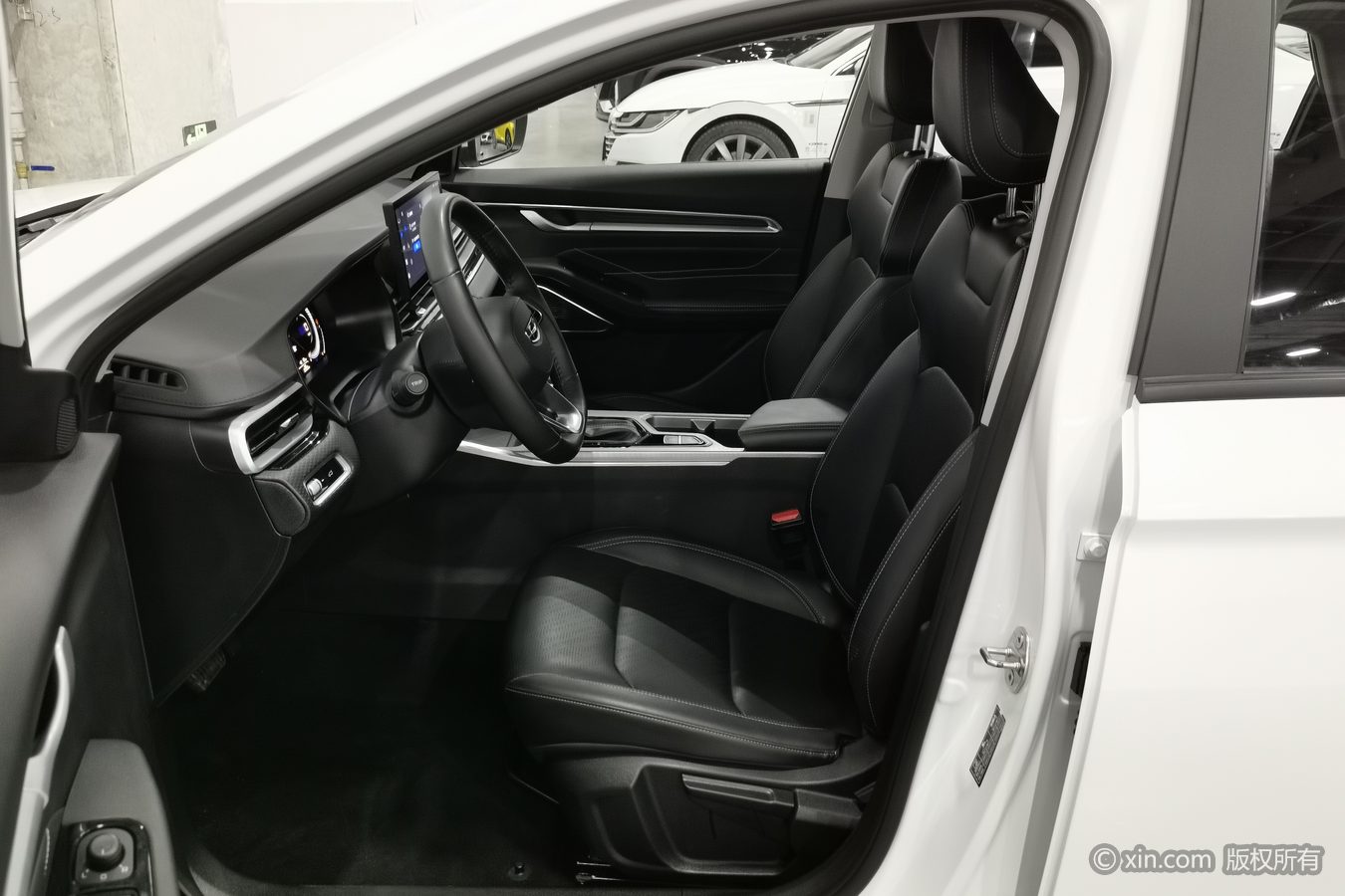 GEELY Emgrand 2023 #10 GEELY Emgrand 2023 car image #10