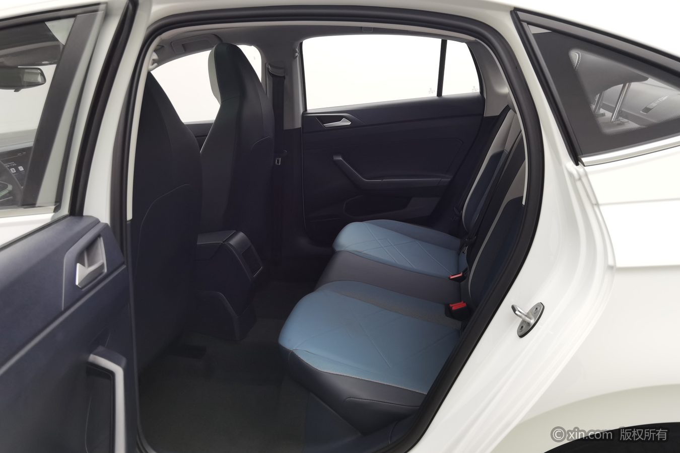 Volkswagen Lavida 2025 car image #16