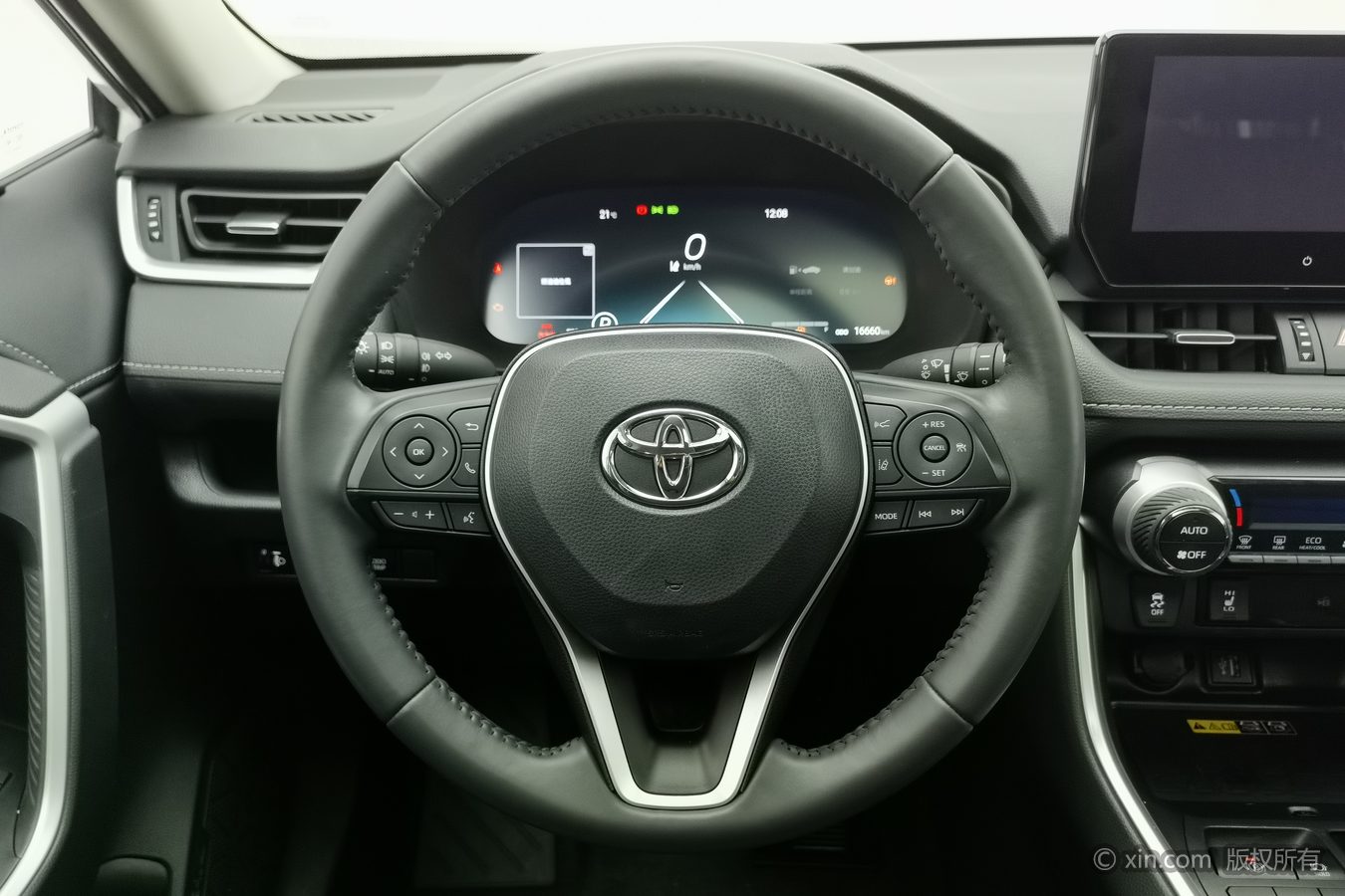 Toyota RAV4 2023 #11 Toyota RAV4 2023 car image #11