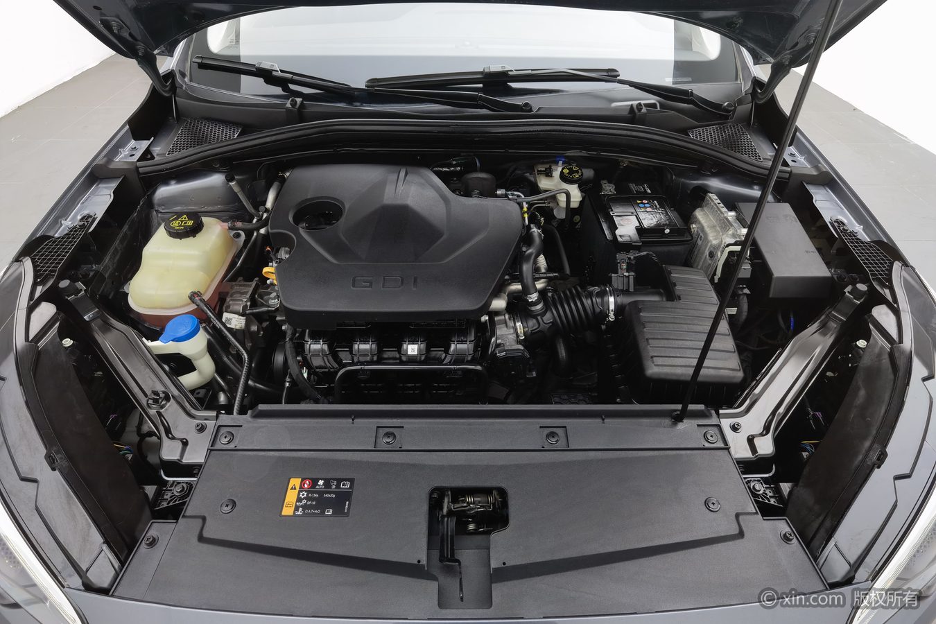 Roewe i5 2024 #18 Roewe i5 2024 car image #18
