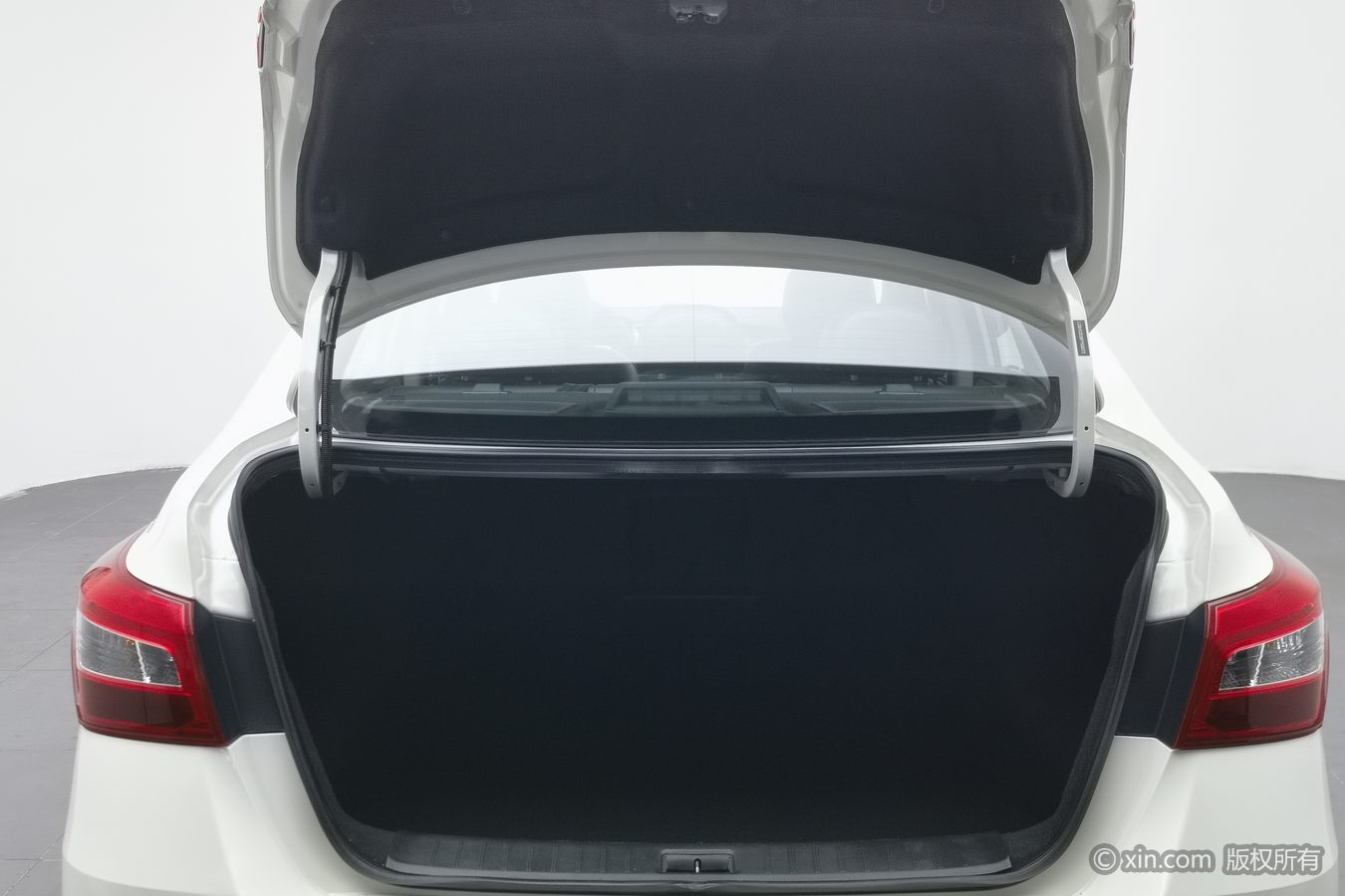 Nissan Sylphy 2023 #17 Nissan Sylphy 2023 car image #17
