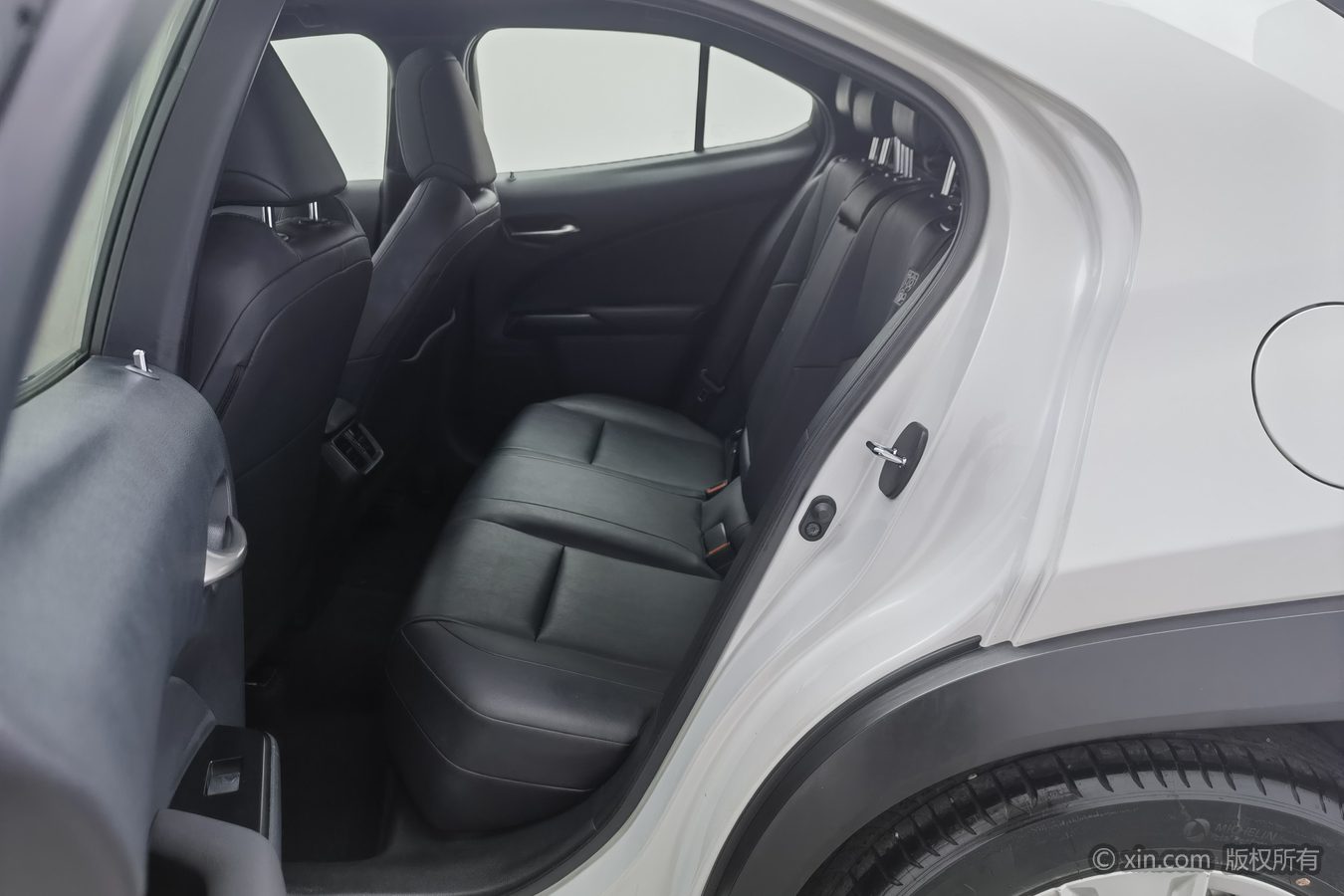 2021 #16 2021 car image #16