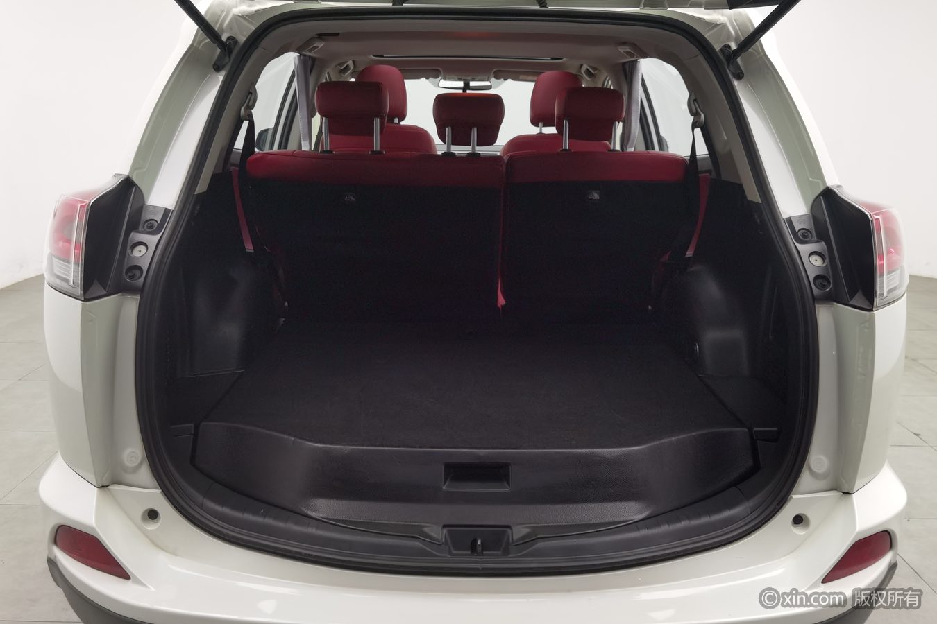 Toyota RAV4 2019 #17 Toyota RAV4 2019 car image #17
