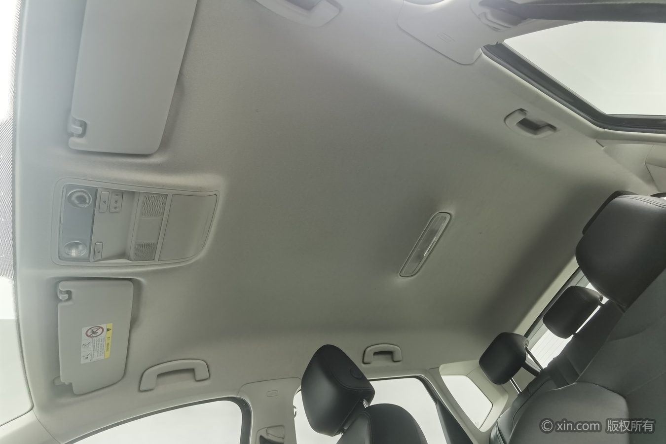 Volkswagen Tharu 2023 car image #15
