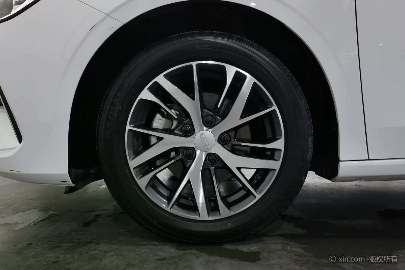 GEELY Emgrand 2024 car image #7