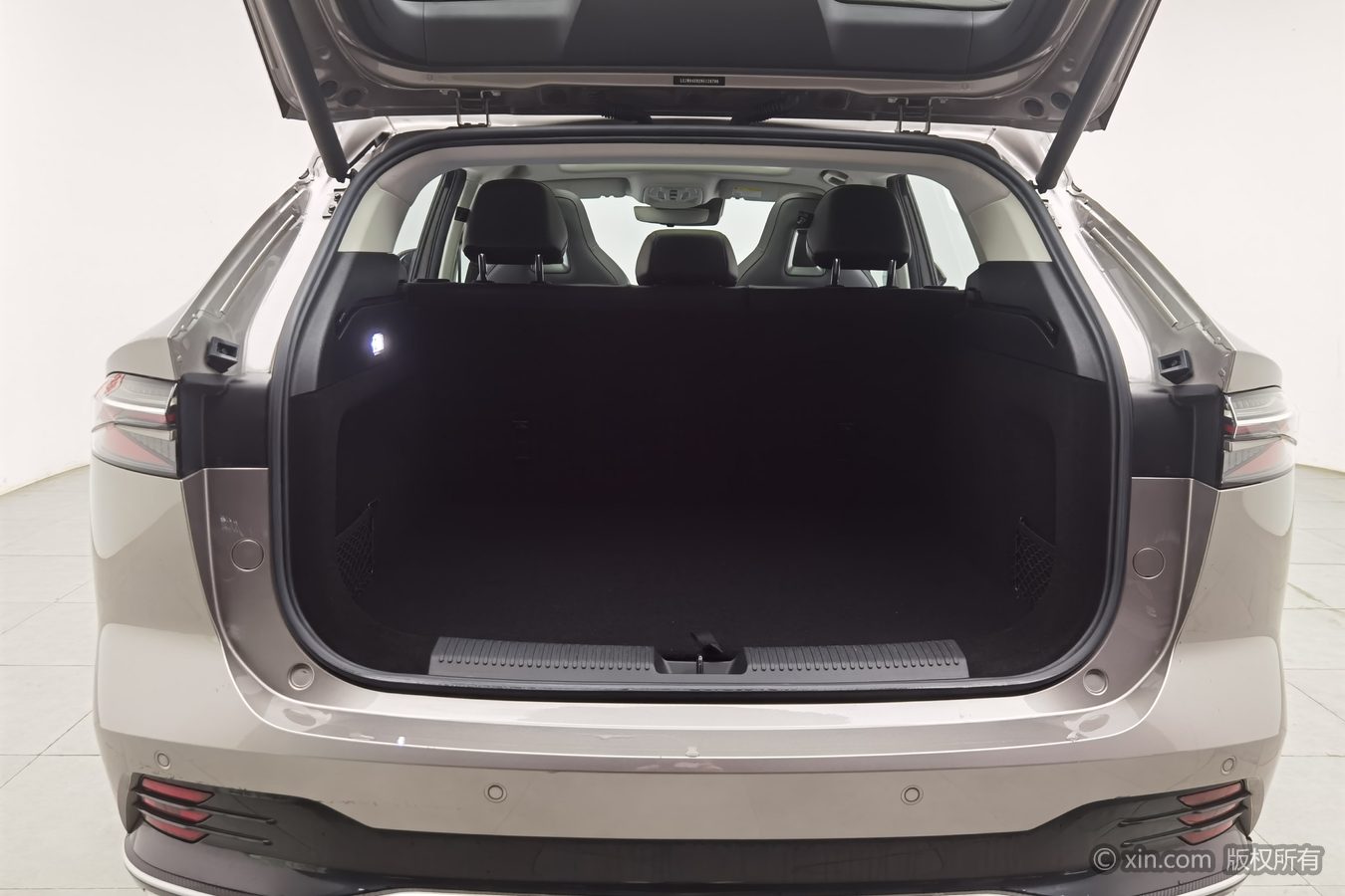 Roewe RX5 2023 #17 Roewe RX5 2023 car image #17