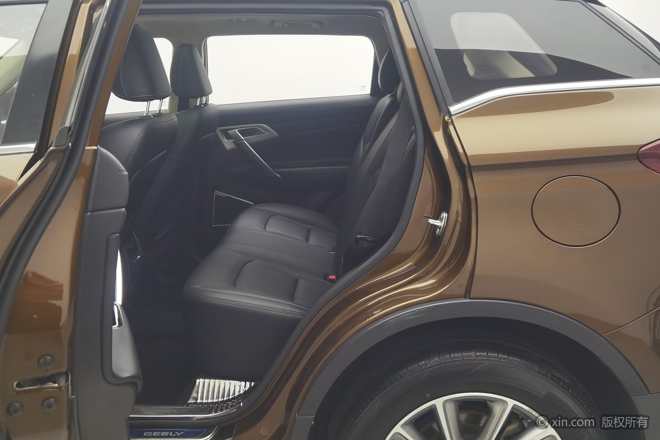 GEELY Boyue 2018 car image #16