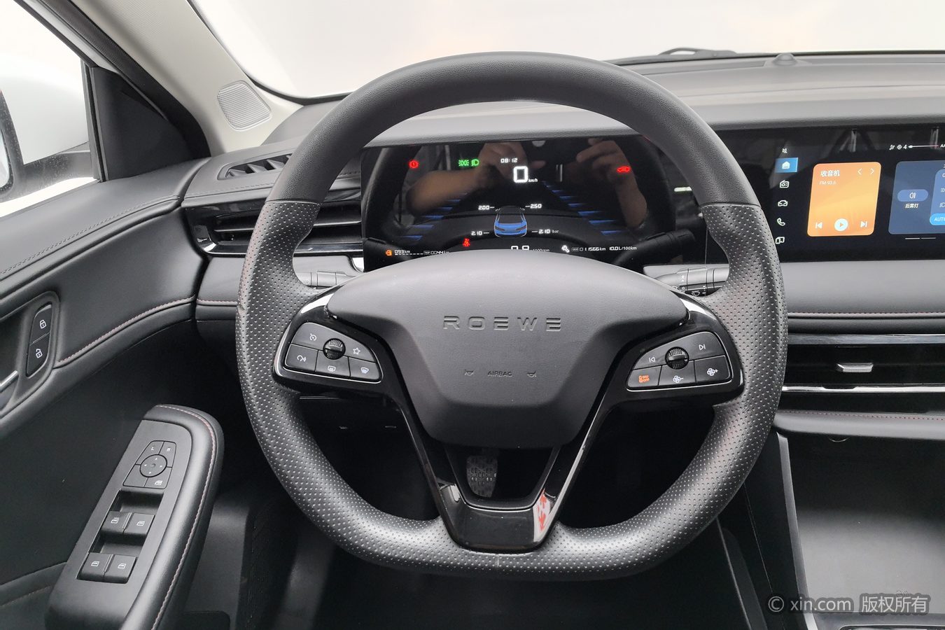 Roewe i5 2025 #11 Roewe i5 2025 imagem de carro #11