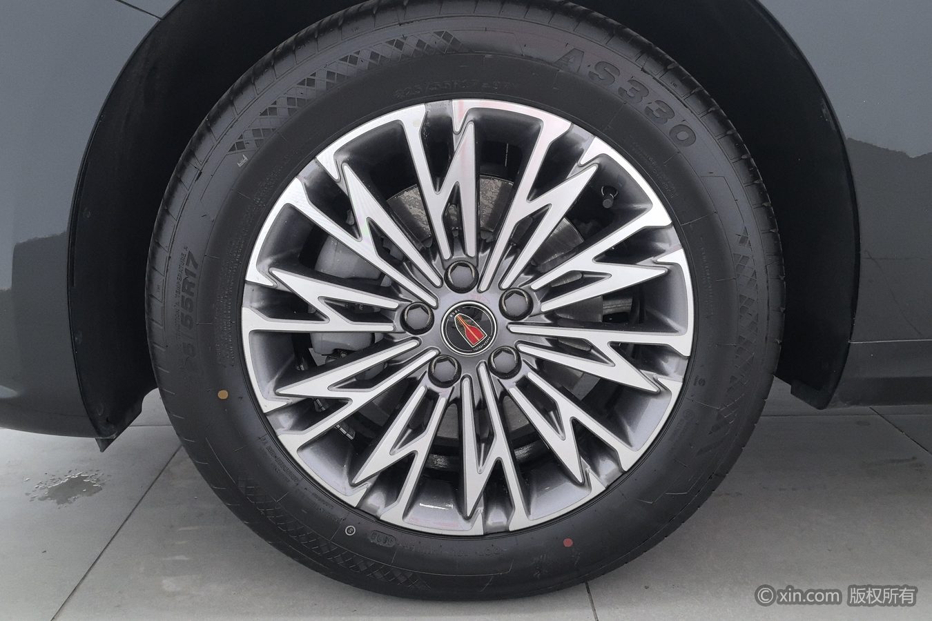 HongQi H5 2025 #7 HongQi H5 2025 car image #7