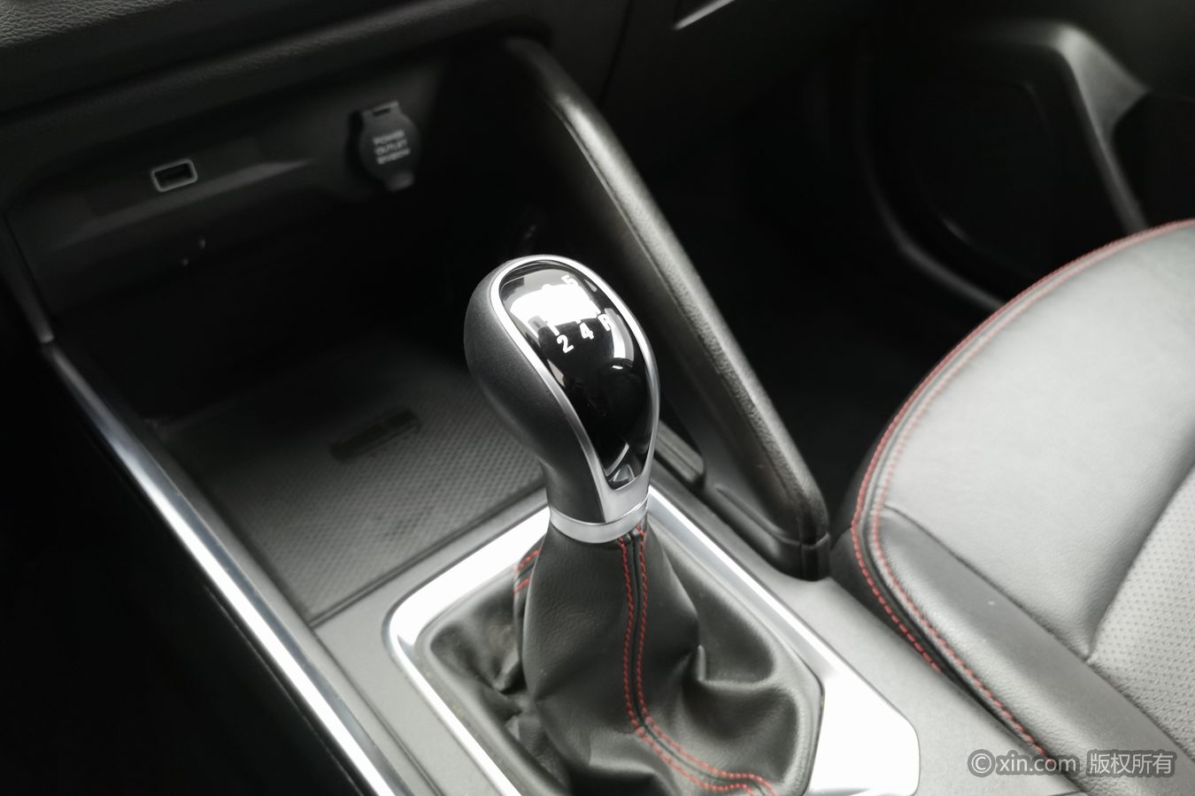 Livan X3 PRO 2023 #14 Livan X3 PRO 2023 car image #14