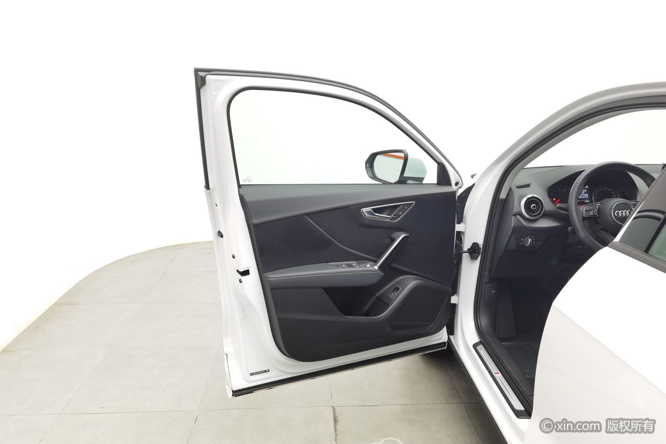 Audi Q2L 2024 #8 Audi Q2L 2024 car image #8