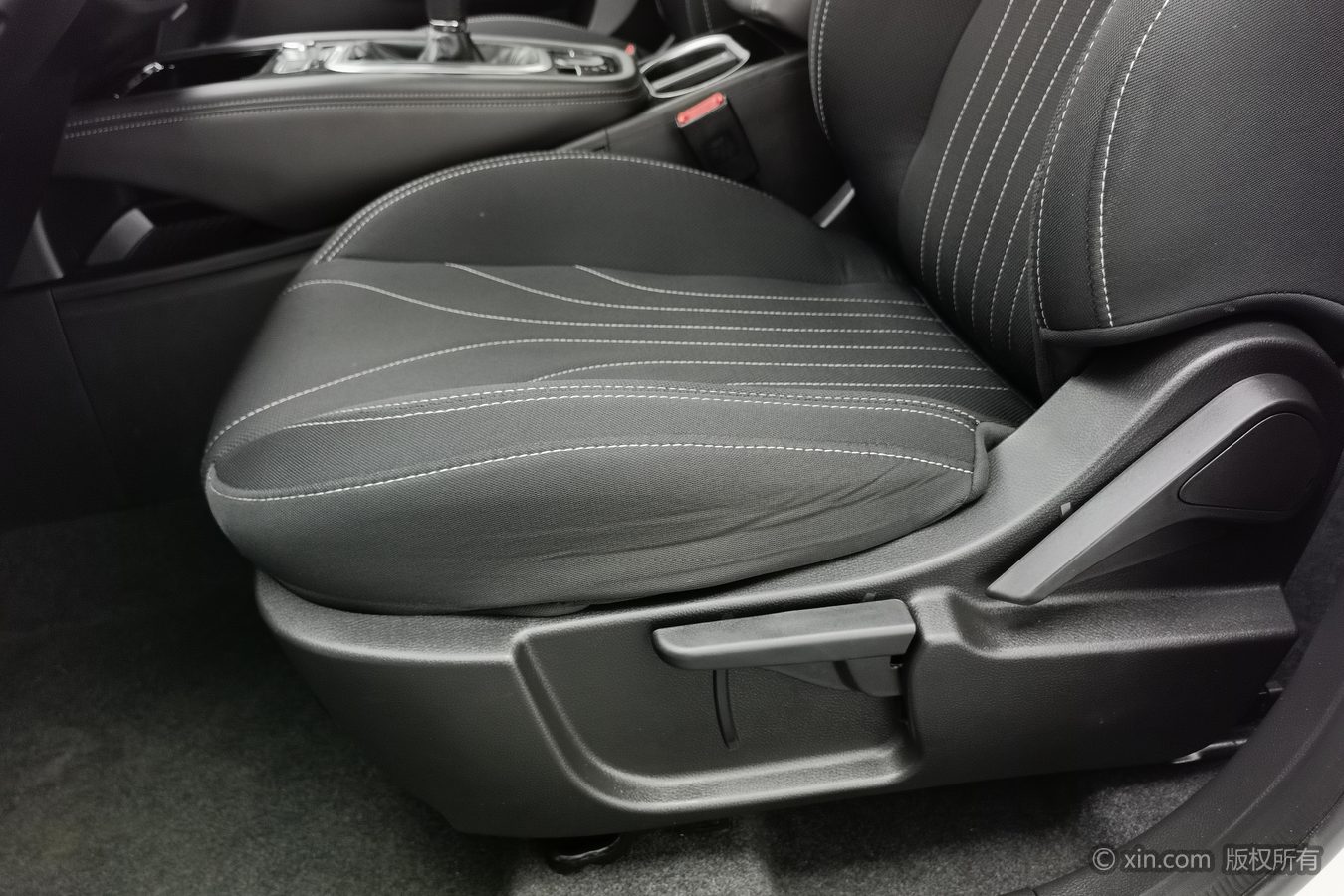 Jetour X70 2019 #21 Jetour X70 2019 car image #21