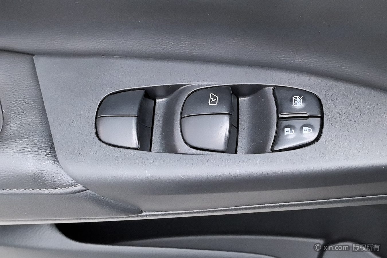 Nissan Sylphy 2023 image de voiture #9