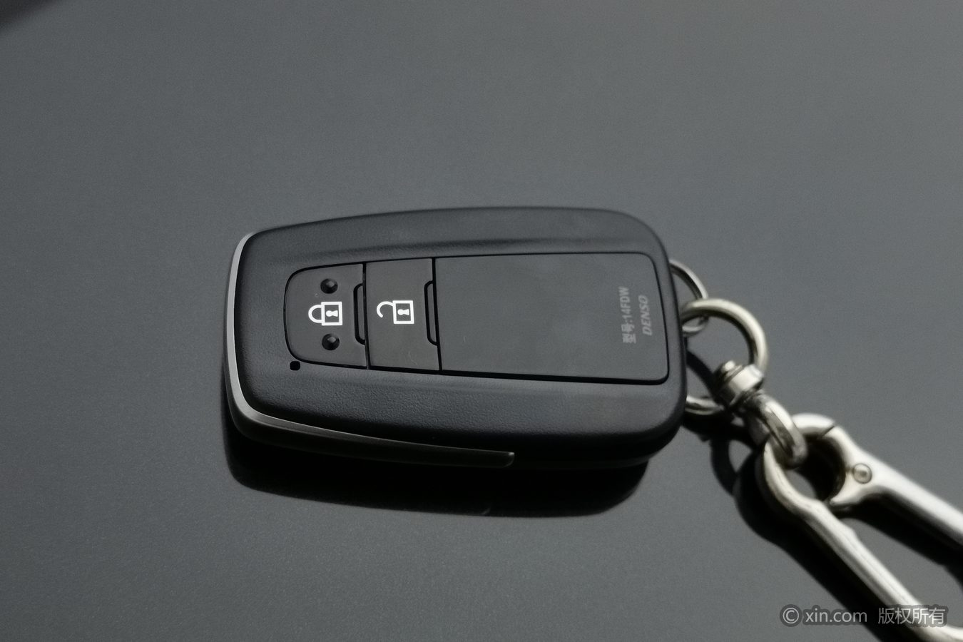 Toyota RAV4 2023 immagine di auto #20