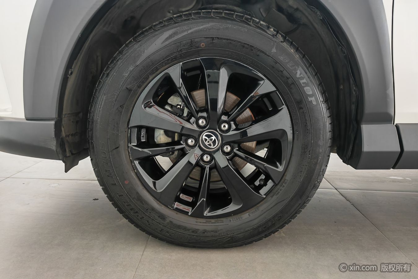 Toyota RAV4 2019 car image #7