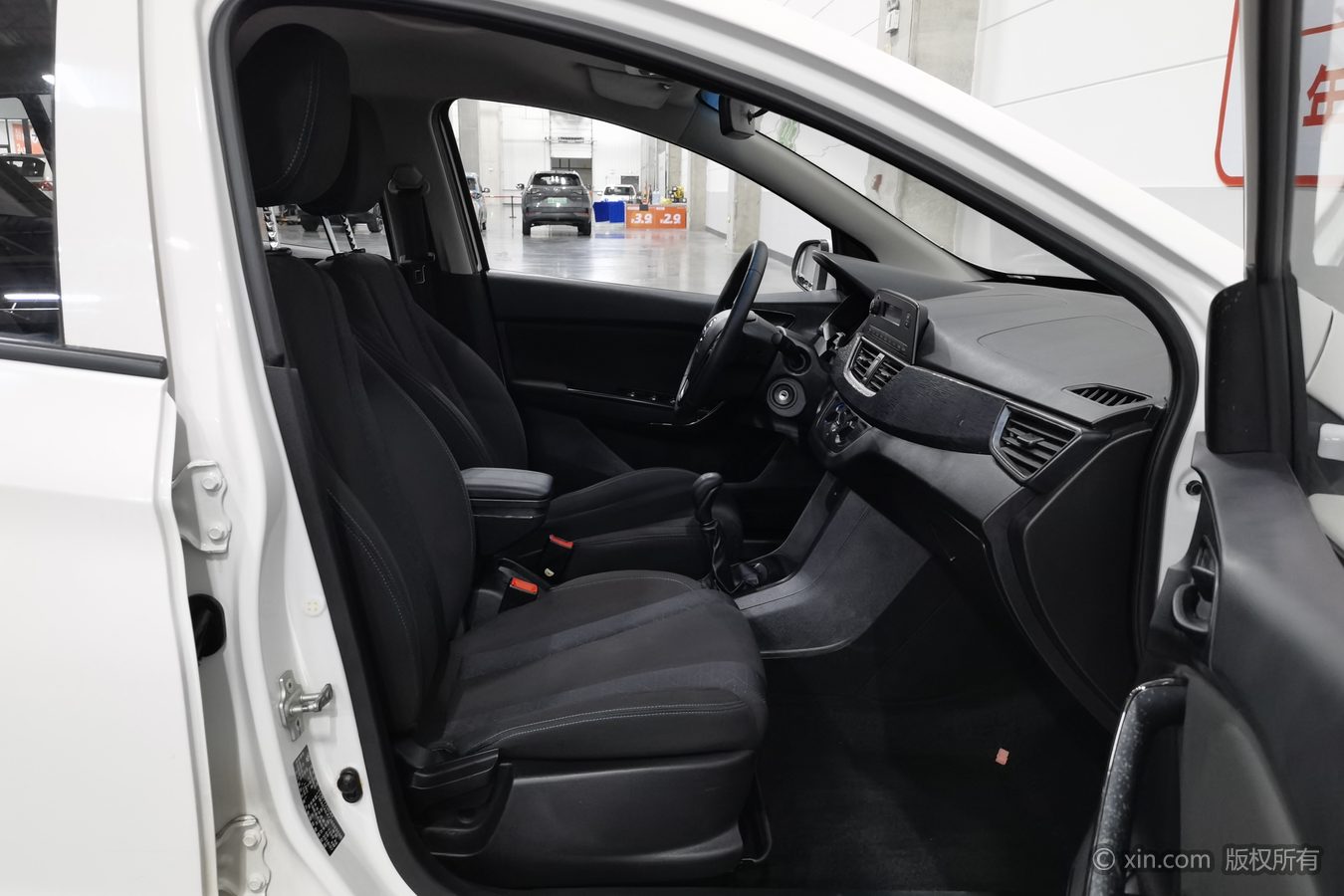 2018 #24 2018 car image #24