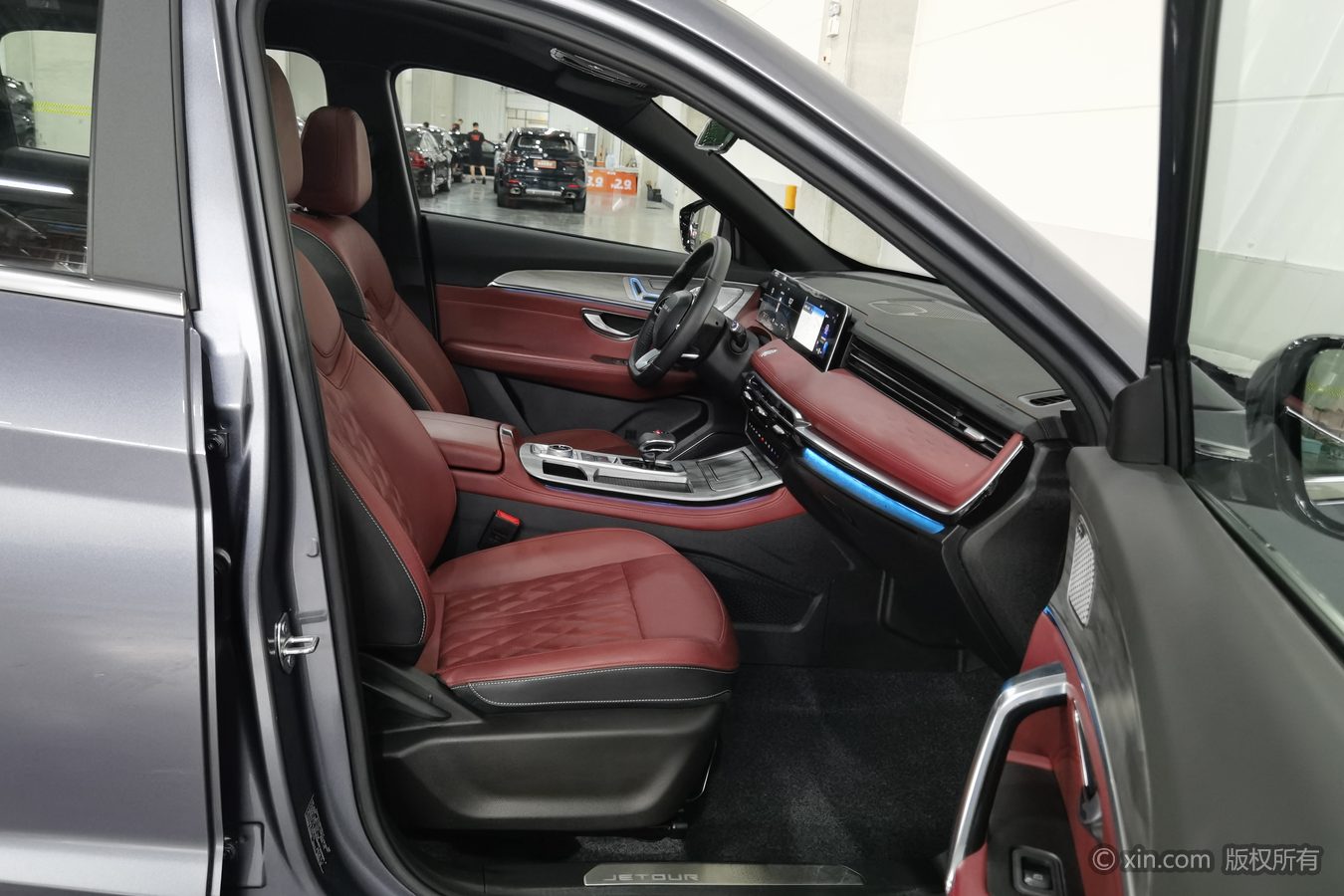 Jetour X70 PLUS 2024 car image #24