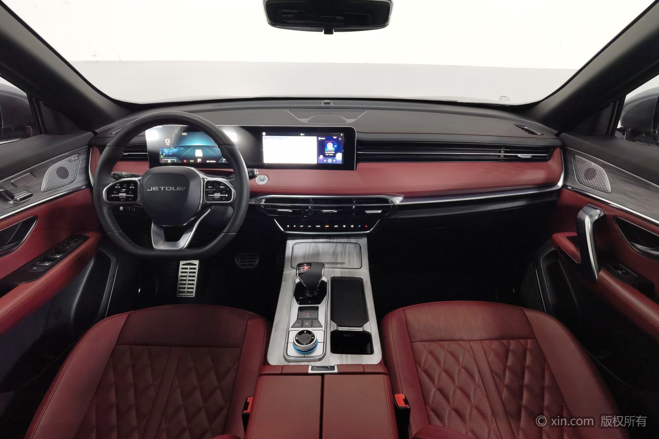 Jetour X70 PLUS 2024 car image #12