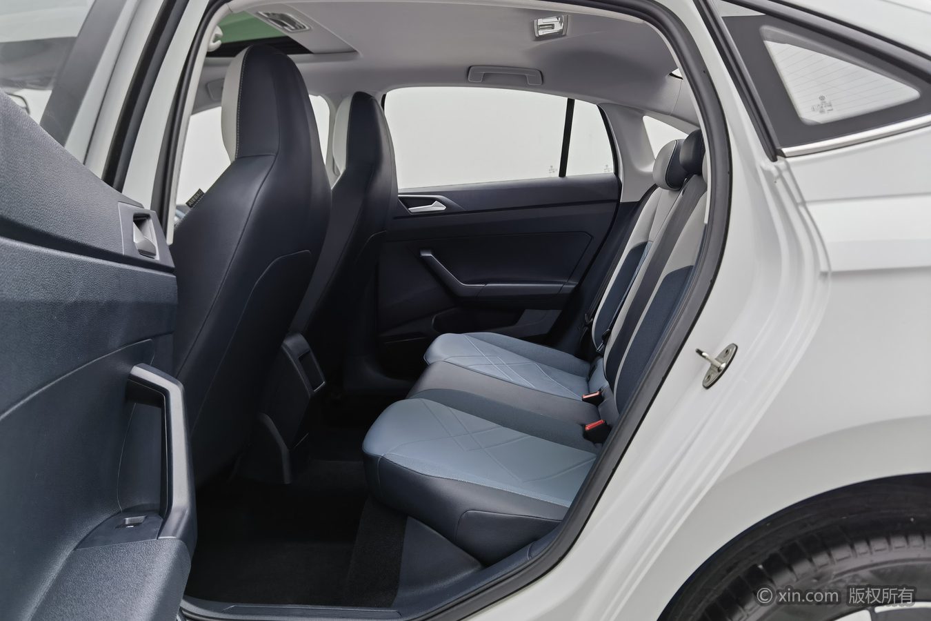 Volkswagen Lavida 2025 car image #16