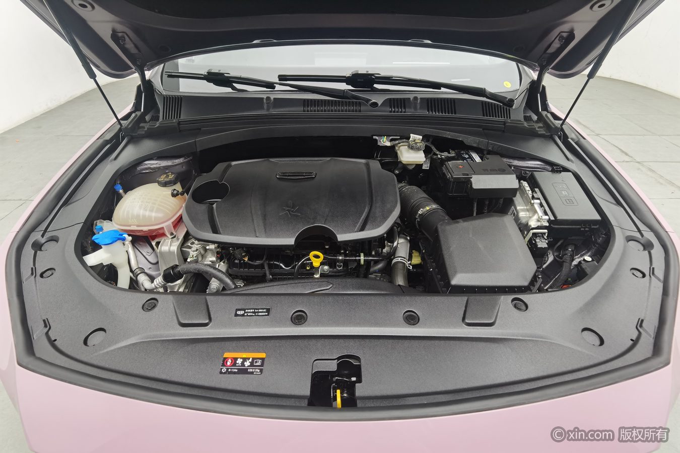 GEELY Preface 2025 immagine di auto #18