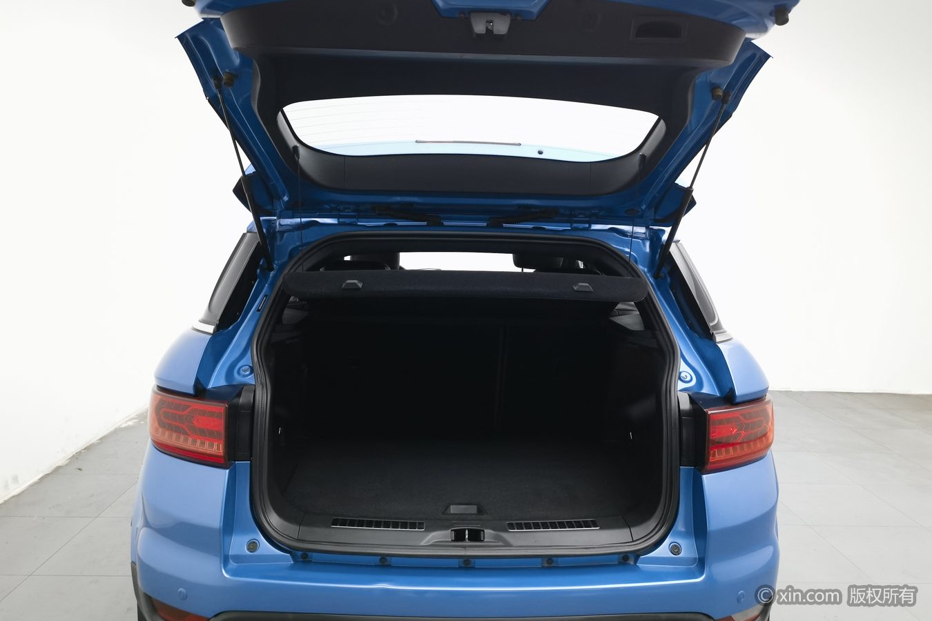2016 immagine di auto #17
