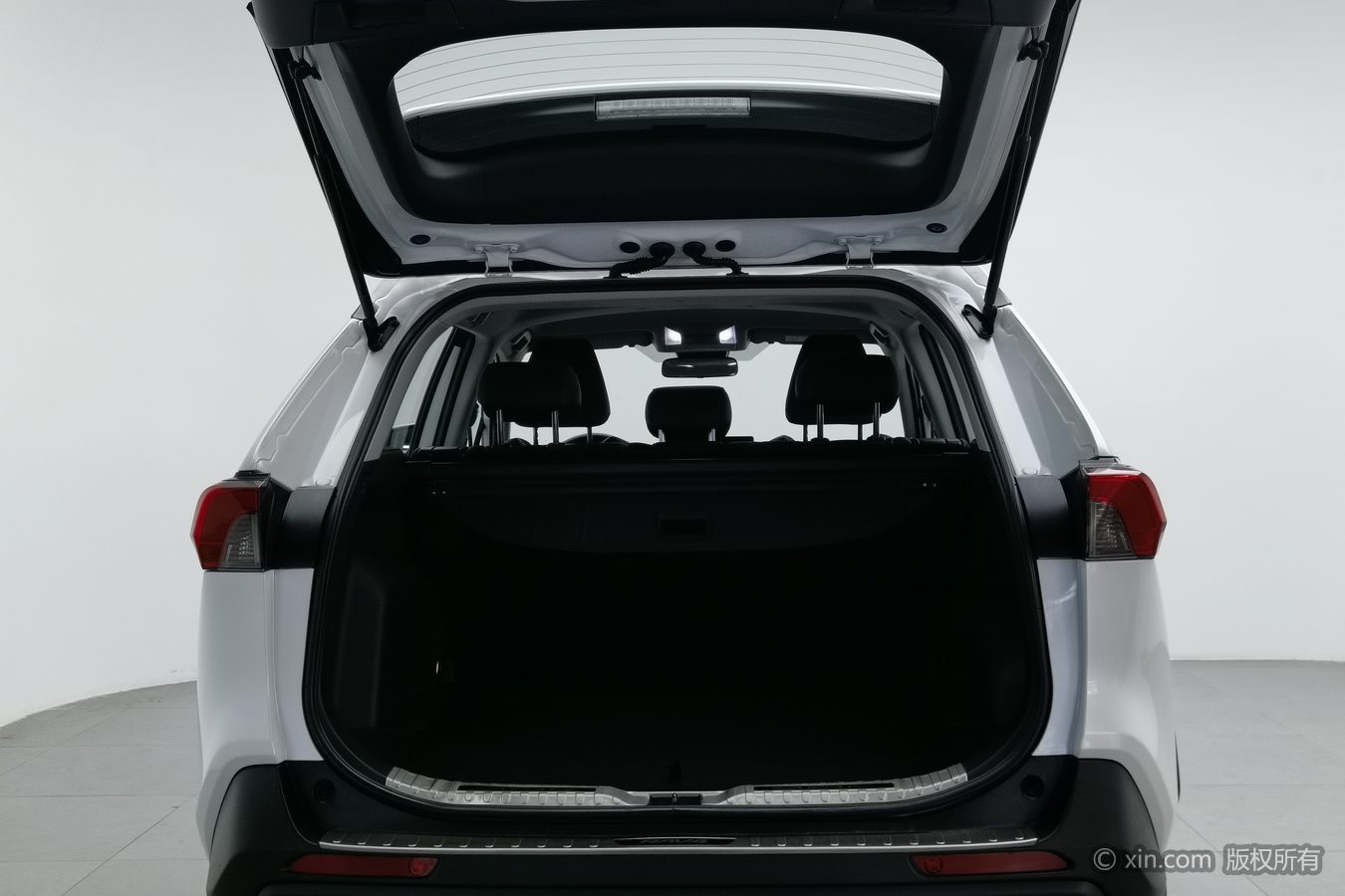 Toyota RAV4 2024 #17 Toyota RAV4 2024 صورة سيارة #17