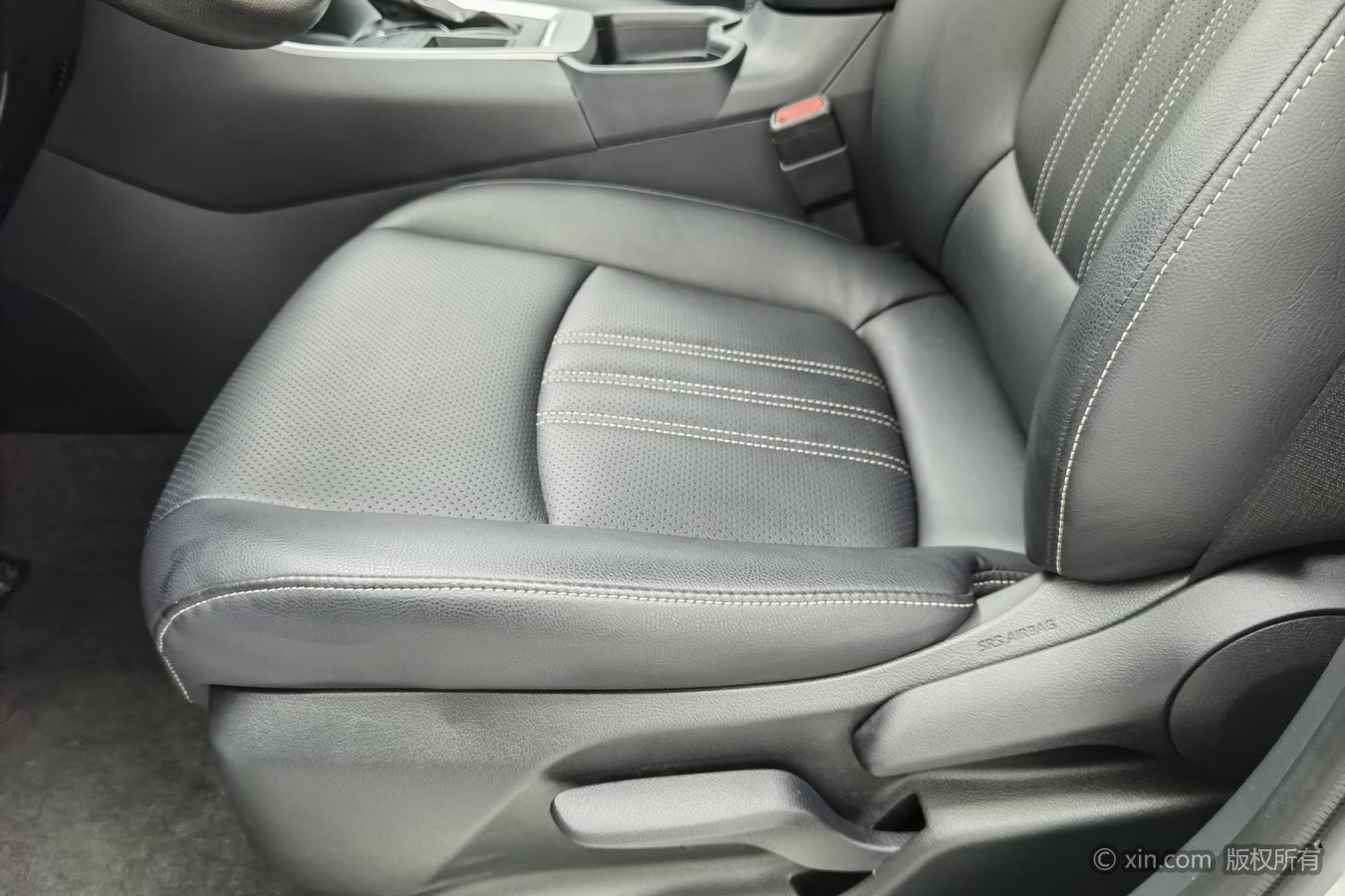 Toyota RAV4 2024 #21 Toyota RAV4 2024 صورة سيارة #21