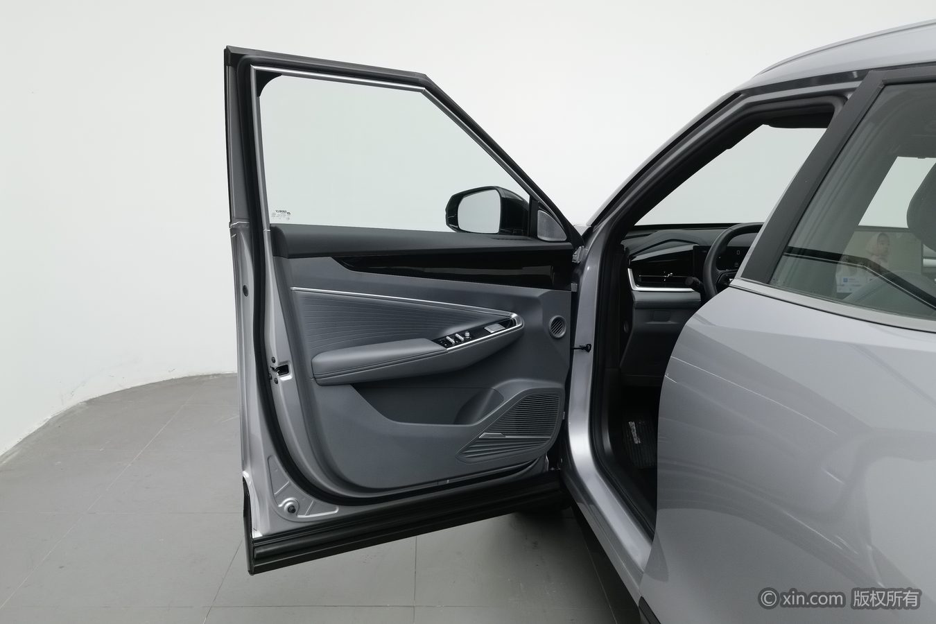 GEELY Boyue 2026 #8 GEELY Boyue 2026 صورة سيارة #8