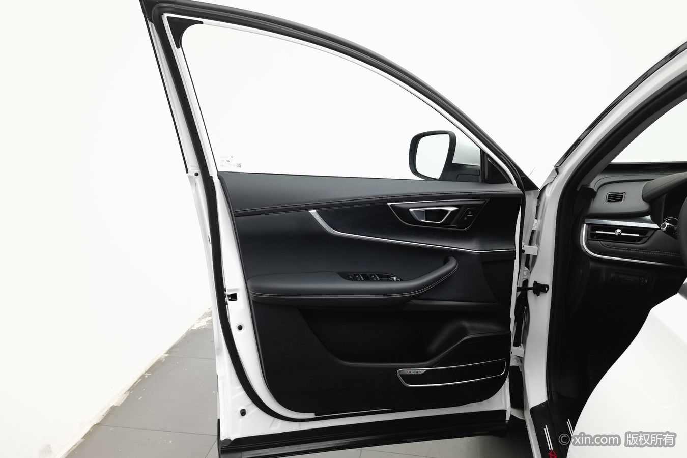 Chery Tiggo 8 2025 immagine di auto #8