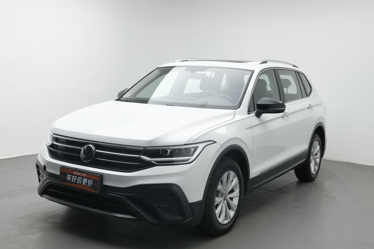 Volkswagen Tiguan L 2024 car image 