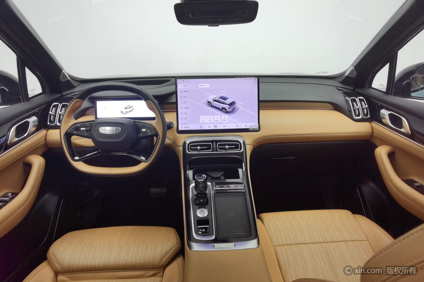 GEELY Boyue L 2025 car image #12
